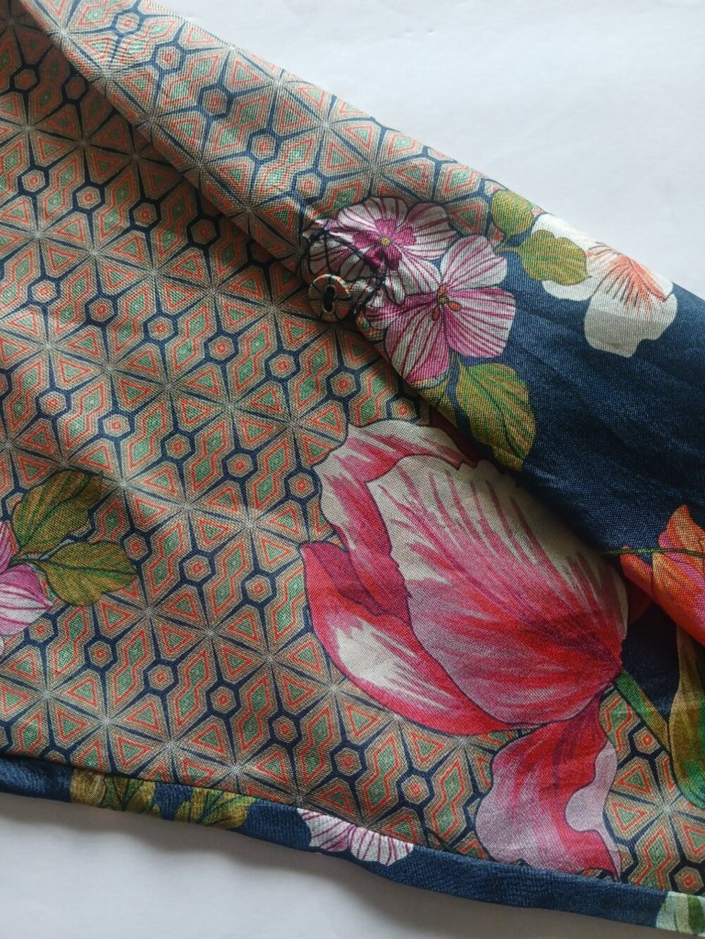 Johnny Was Jenna 100% Silk Floral Multicolor Blouse Women Size XL - Picture 8 of 12